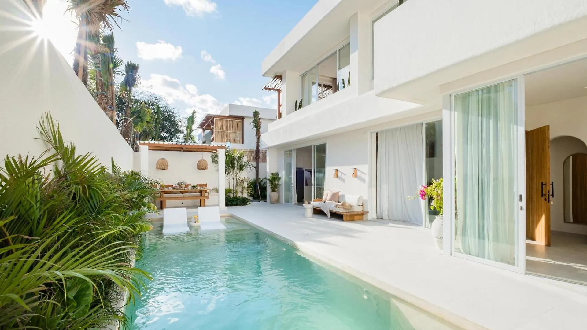 Mazari Villas Uluwatu  Indonesia