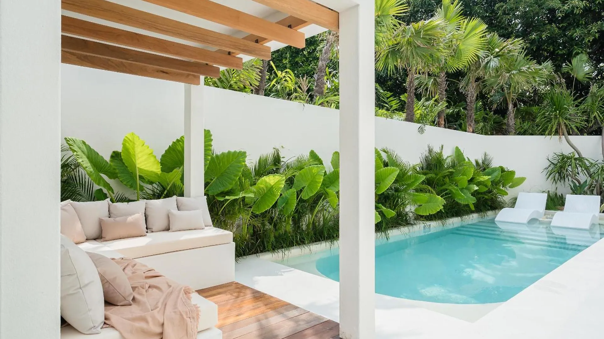Mazari Villas Uluwatu  Uluwatu (Bali)
