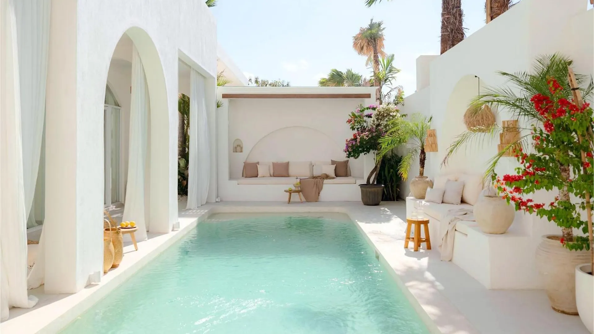 Mazari Villas contacts